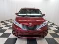 Salsa Red Pearl - Sienna XLE Photo No. 2