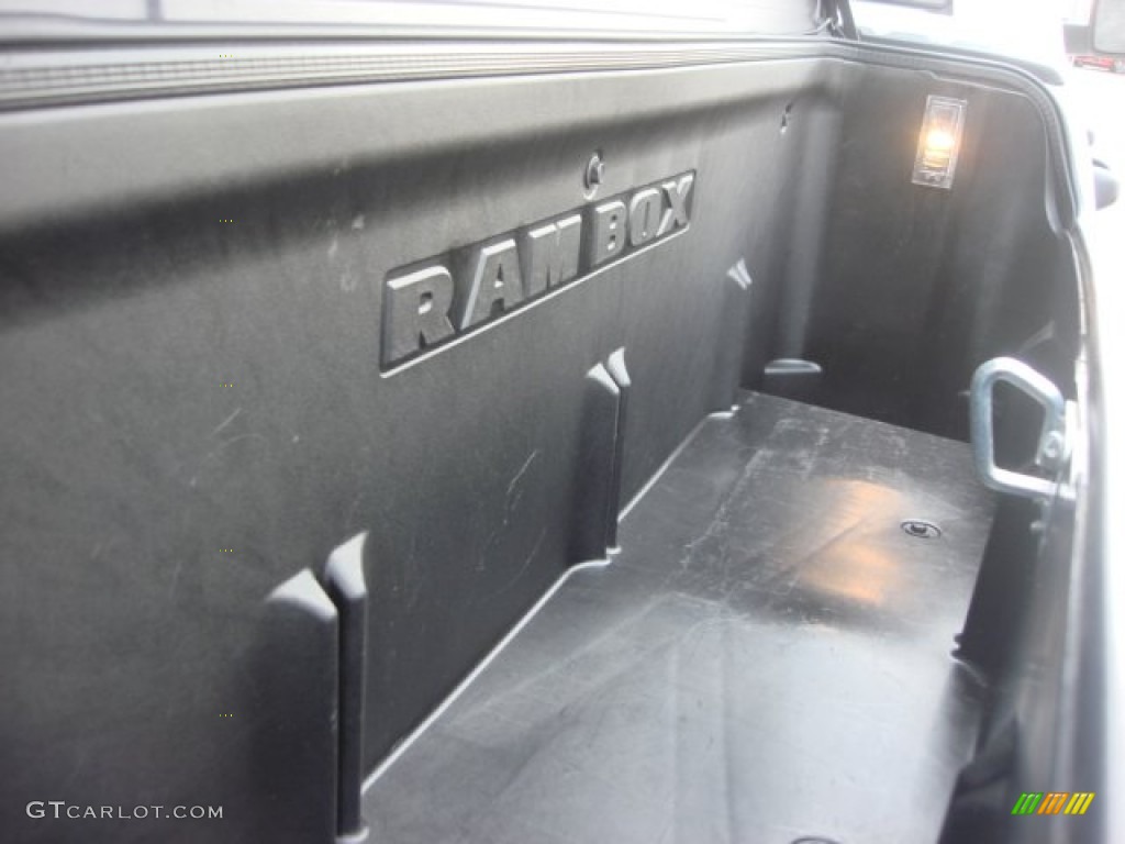 2011 Ram 1500 SLT Outdoorsman Crew Cab 4x4 - Bright White / Dark Slate Gray/Medium Graystone photo #16