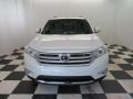 2013 Blizzard White Pearl Toyota Highlander SE  photo #2