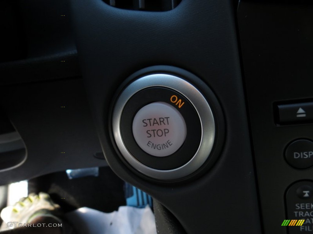 2013 Nissan 370Z Sport Touring Coupe Controls Photo #76855275