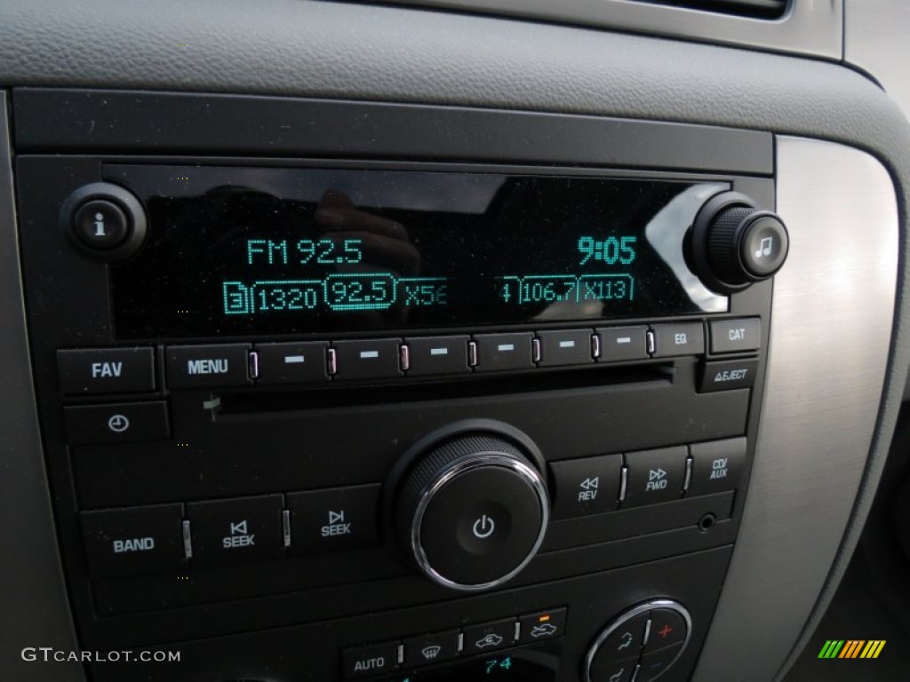 2012 Chevrolet Avalanche Z71 Audio System Photos