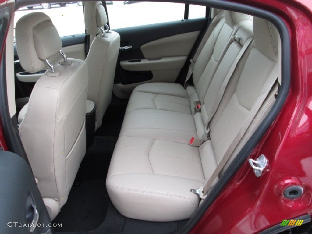 Black/Light Frost Beige Interior 2013 Chrysler 200 Limited Sedan Photo #76857978