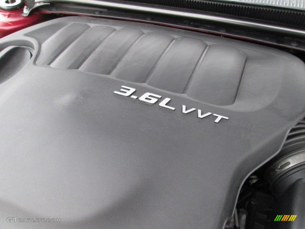 2013 Chrysler 200 Limited Sedan Engine Photos