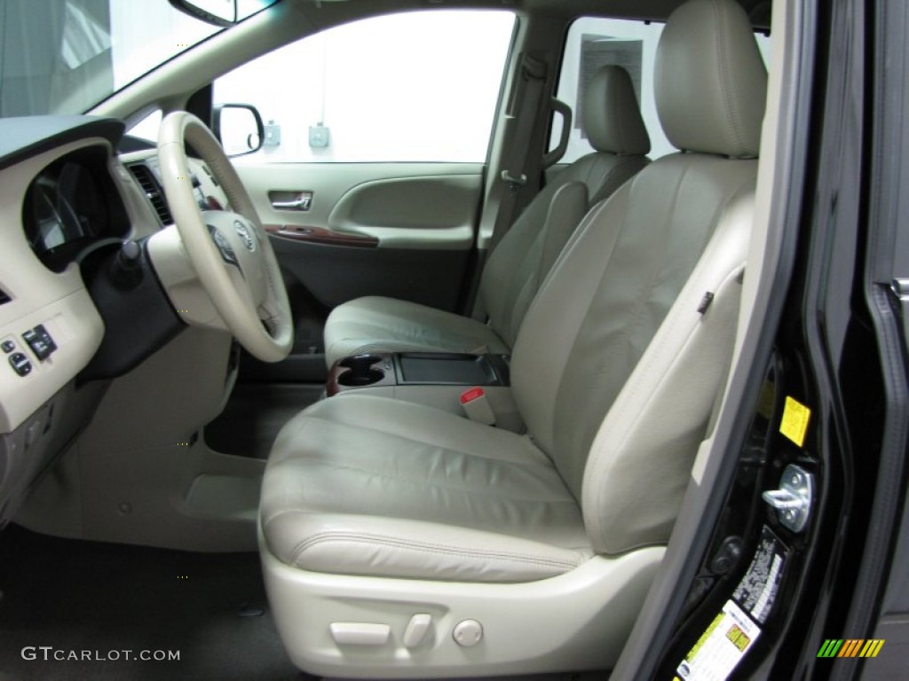2011 Sienna XLE - Black / Light Gray photo #5