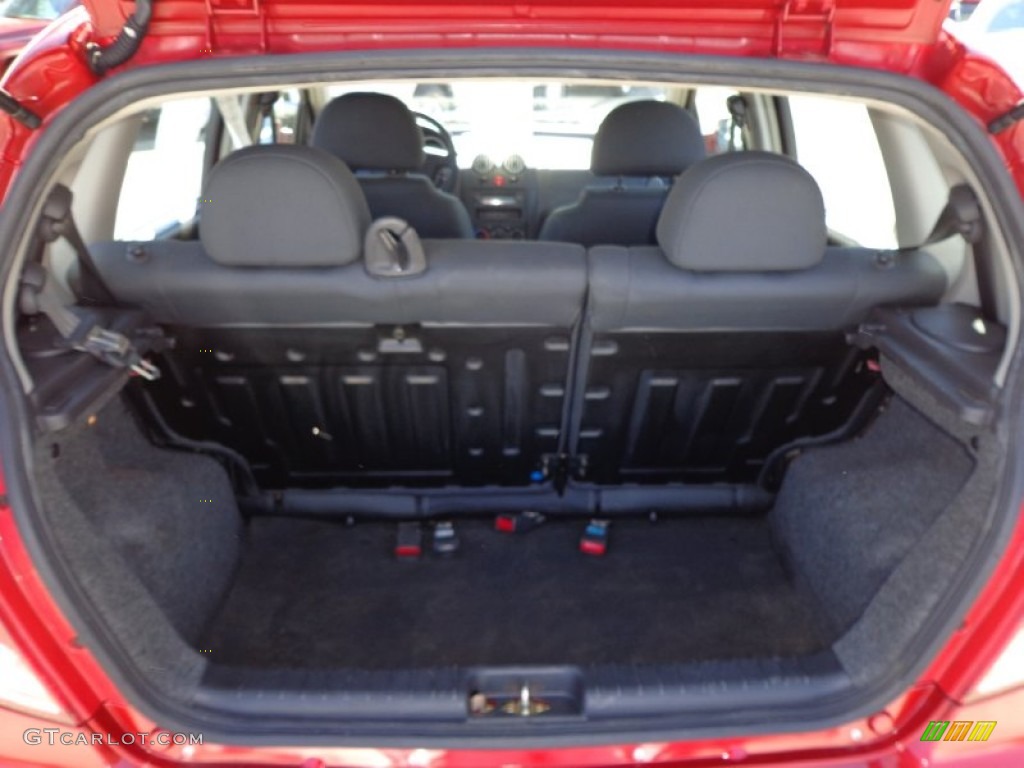2006 Chevrolet Aveo LT Hatchback Trunk Photo #76861872