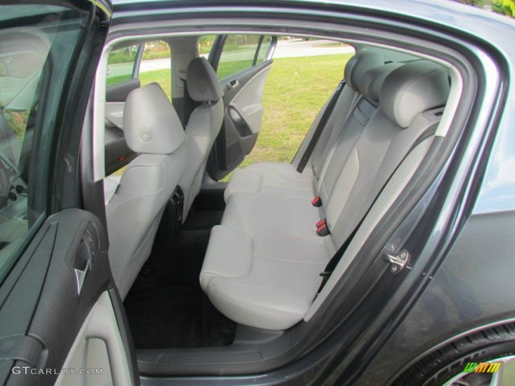 2009 Volkswagen Passat Komfort Sedan Rear Seat Photo #76862406
