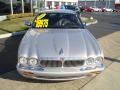 Platinum - XJ Vanden Plas Photo No. 2