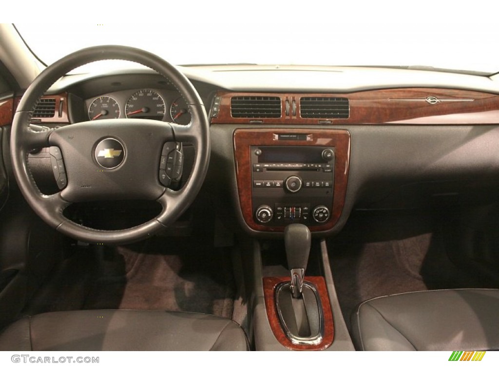 2009 Chevrolet Impala LT Ebony Dashboard Photo #76863550