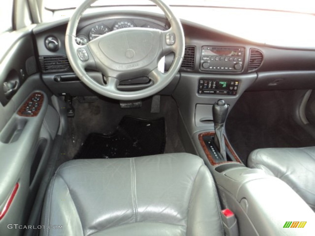 2004 Regal LS - White / Medium Gray photo #5