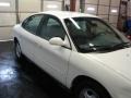 1996 Vibrant White Ford Taurus GL  photo #15