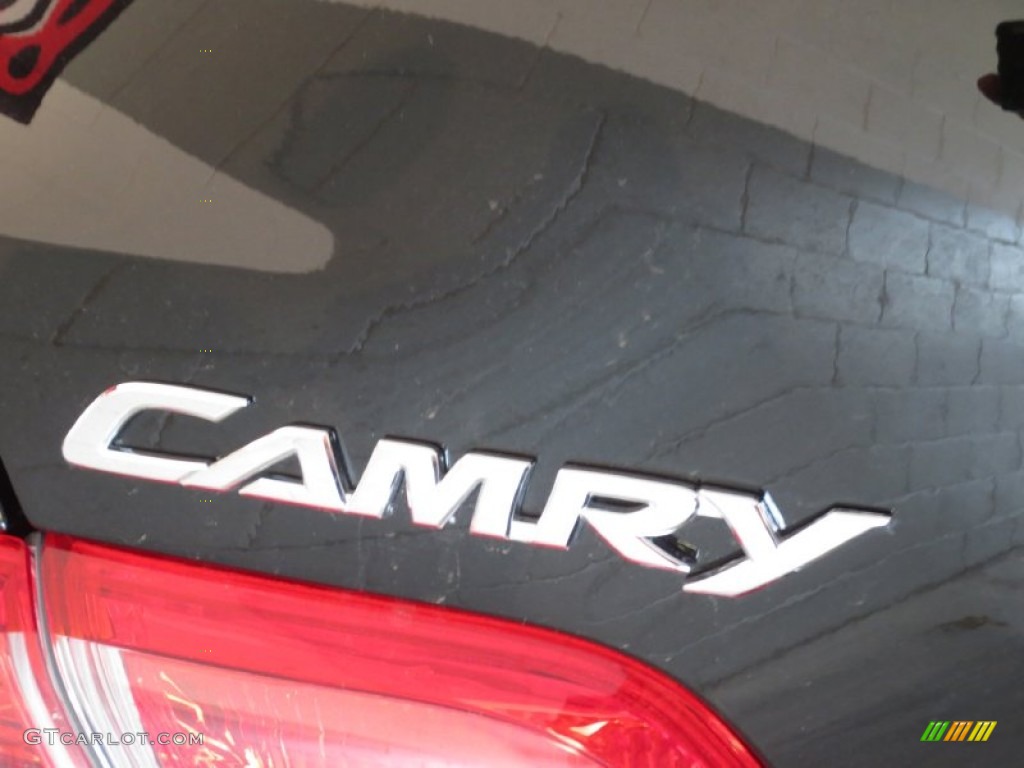 2011 Camry XLE V6 - Black / Ash photo #9