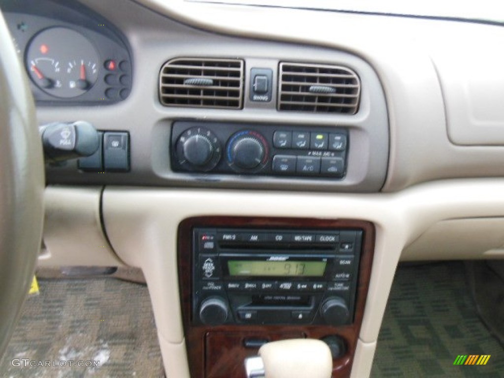 2001 626 ES - Glacier White / Beige photo #12
