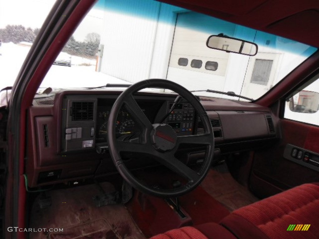 1994 C/K K1500 Regular Cab 4x4 - Dark Hunt Club Red Metallic / Red photo #8