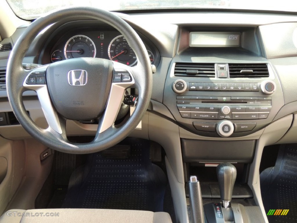 2008 Honda Accord LX Sedan Gray Dashboard Photo #76865349