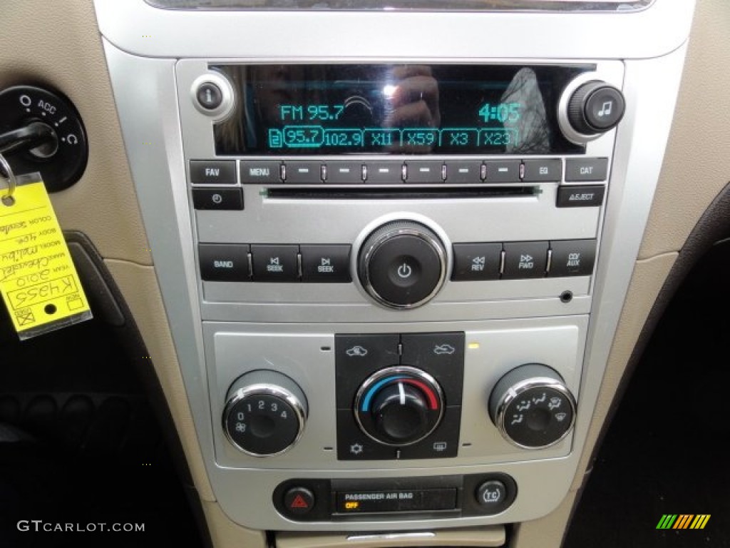 2010 Chevrolet Malibu LS Sedan Controls Photo #76866240