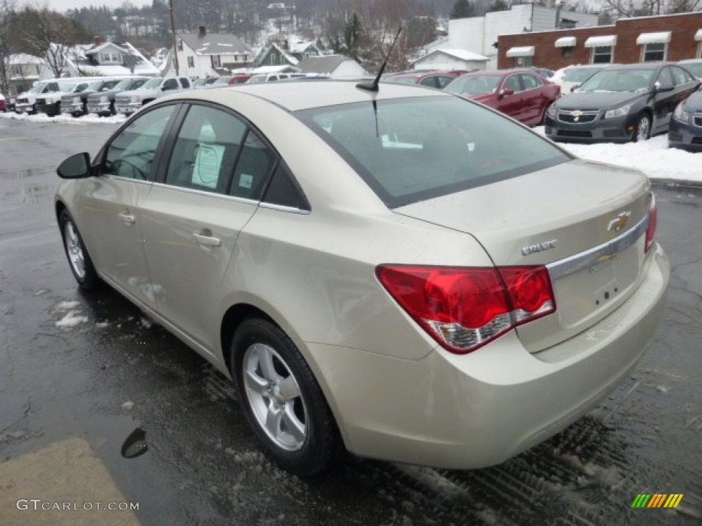 Champagne Silver Metallic 2013 Chevrolet Cruze LT Exterior Photo #76866906