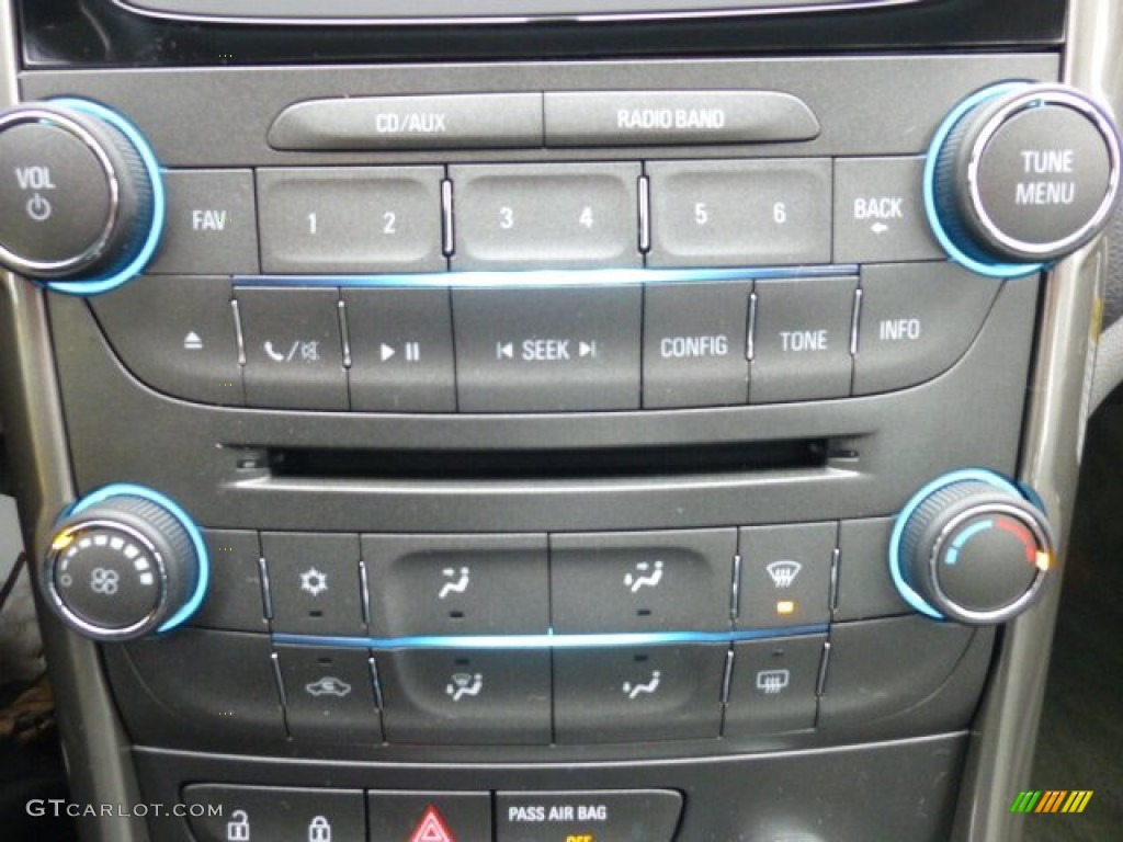 2013 Chevrolet Malibu LS Controls Photo #76867068