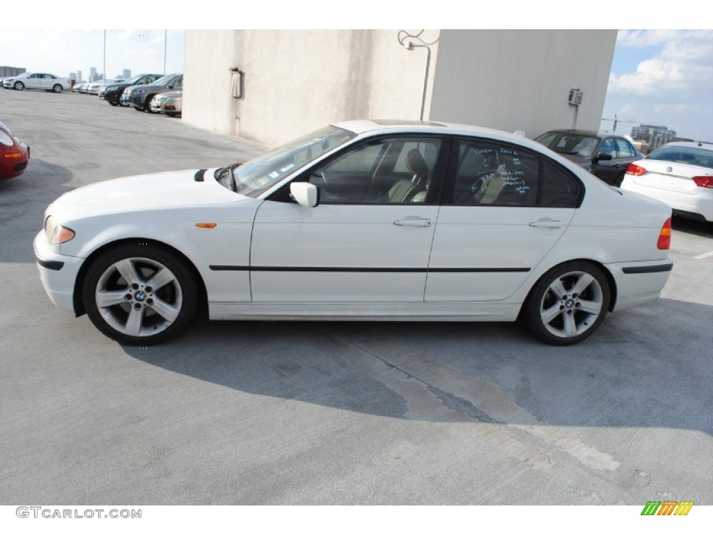 2004 3 Series 325i Sedan - Alpine White / Sand photo #4