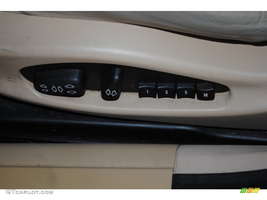 2004 3 Series 325i Sedan - Alpine White / Sand photo #13