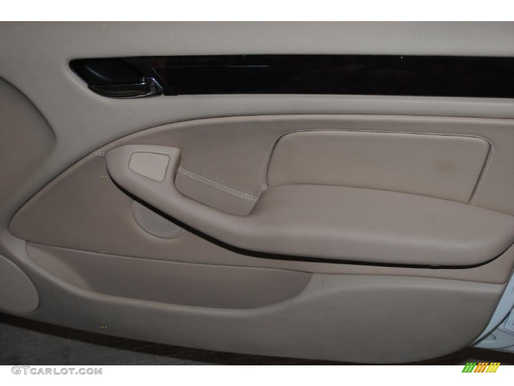 2004 3 Series 325i Sedan - Alpine White / Sand photo #29