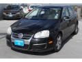 Black - Jetta SE Sedan Photo No. 3