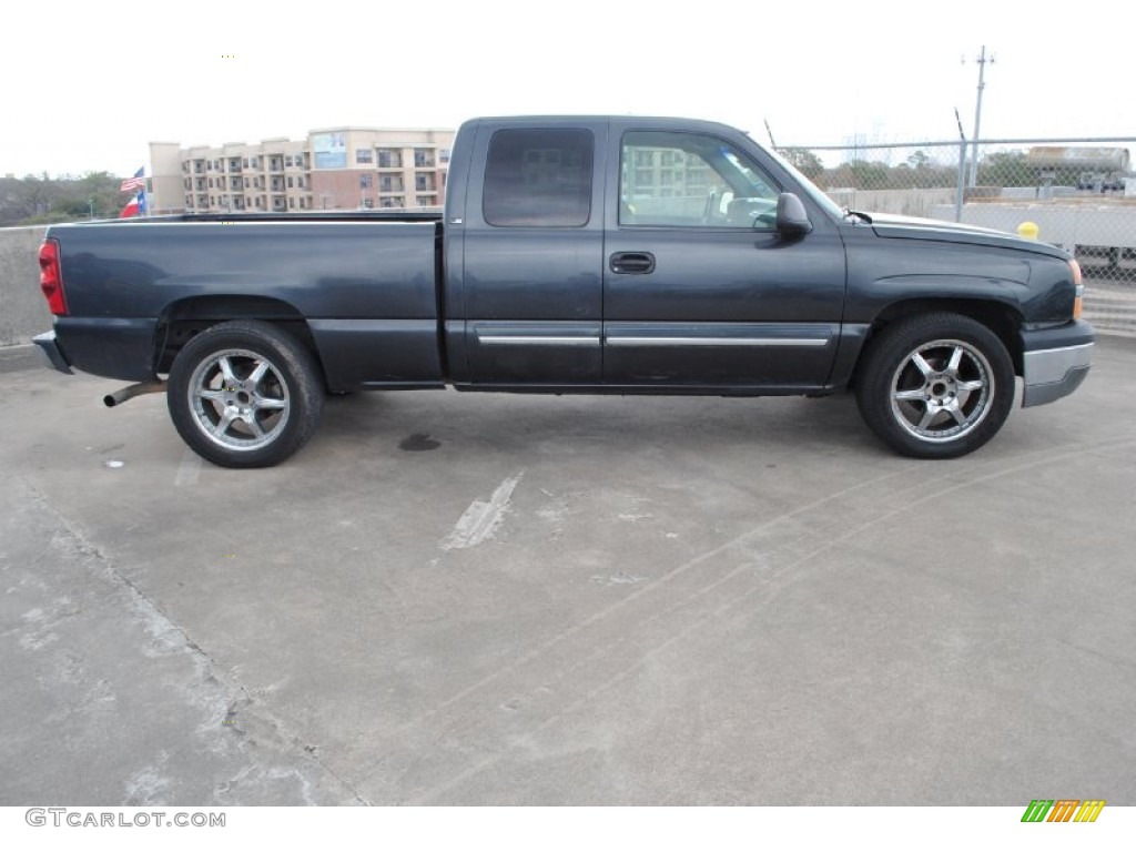 Dark Gray Metallic 2003 Chevrolet Silverado 1500 LS Extended Cab Exterior Photo #76868397