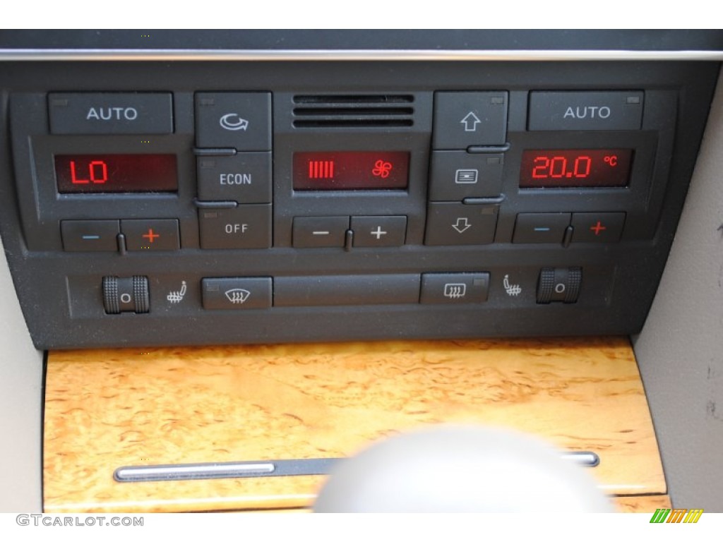 2009 Audi A4 2.0T quattro Cabriolet Controls Photo #76868625