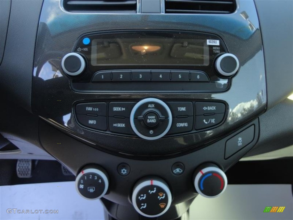 2013 Chevrolet Spark LS Controls Photo #76868991