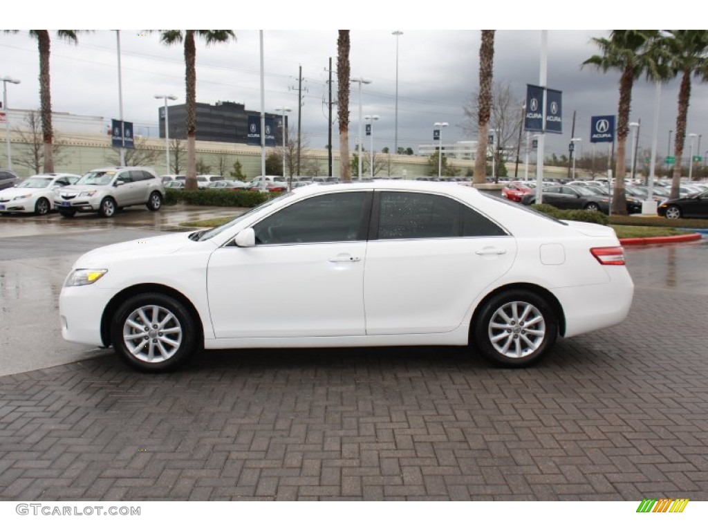 Super White 2011 Toyota Camry LE Exterior Photo #76870038