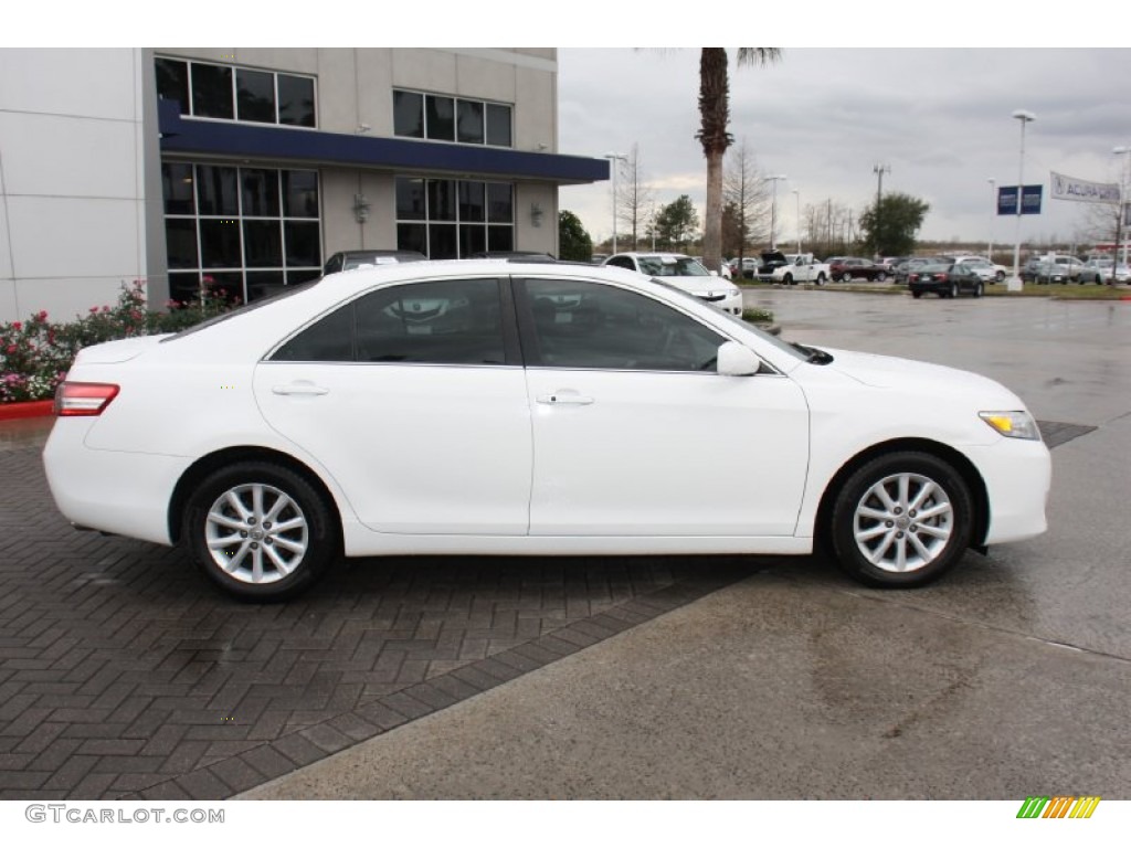Super White 2011 Toyota Camry LE Exterior Photo #76870044