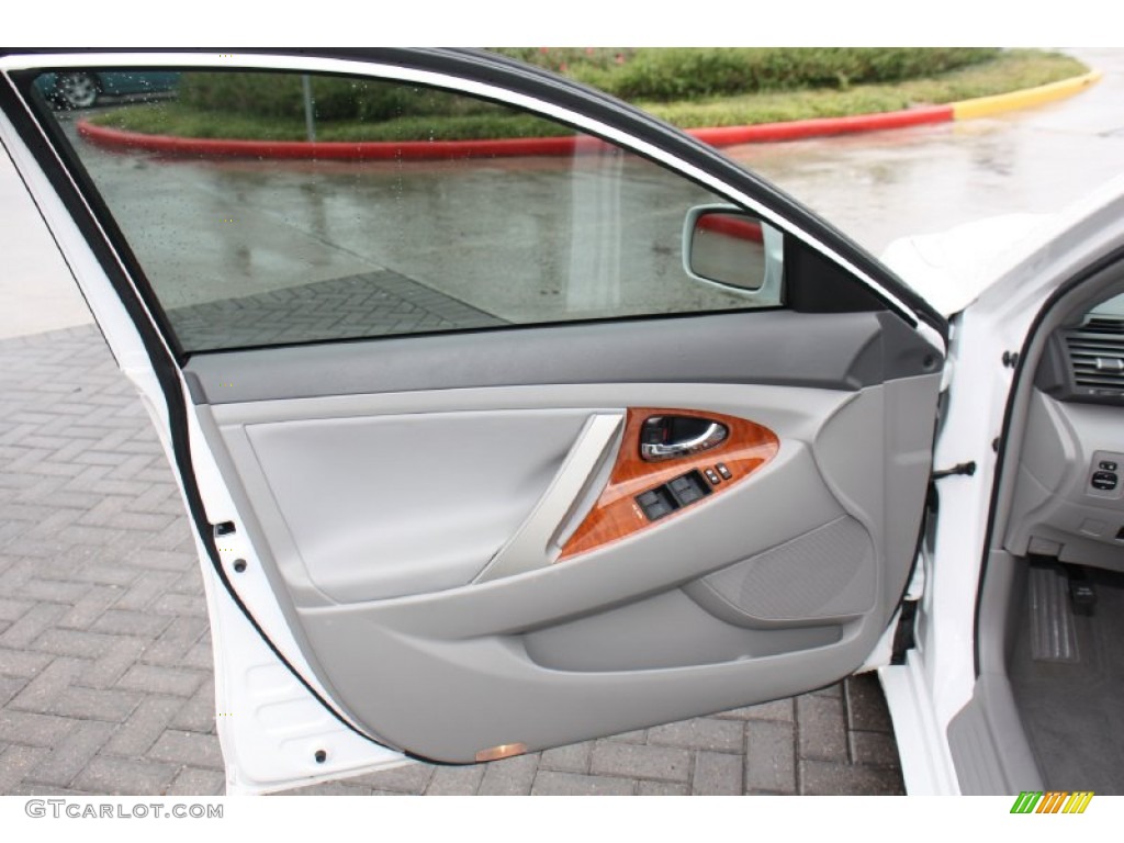 2011 Toyota Camry LE Ash Door Panel Photo #76870053