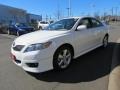 Super White - Camry SE Photo No. 3