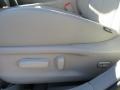 Super White - Camry SE Photo No. 9
