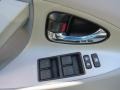 Super White - Camry SE Photo No. 11