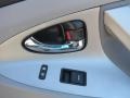Super White - Camry SE Photo No. 24