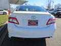 Super White - Camry SE Photo No. 29