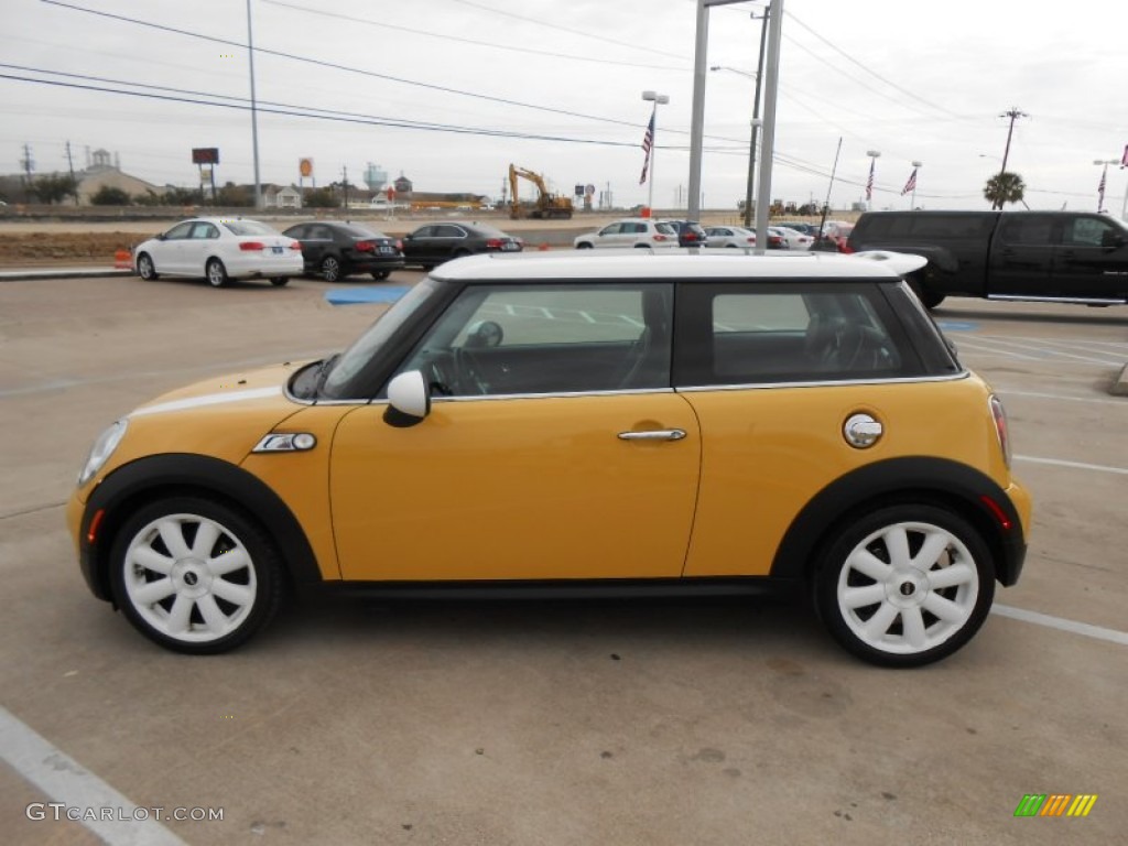 Mellow Yellow 2009 Mini Cooper S Hardtop Exterior Photo #76872651