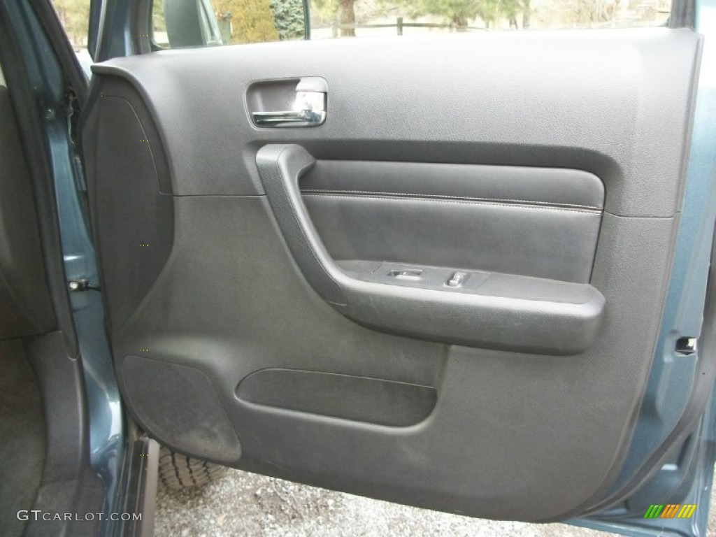 2006 Hummer H3 Standard H3 Model Ebony Black Door Panel Photo #76872892