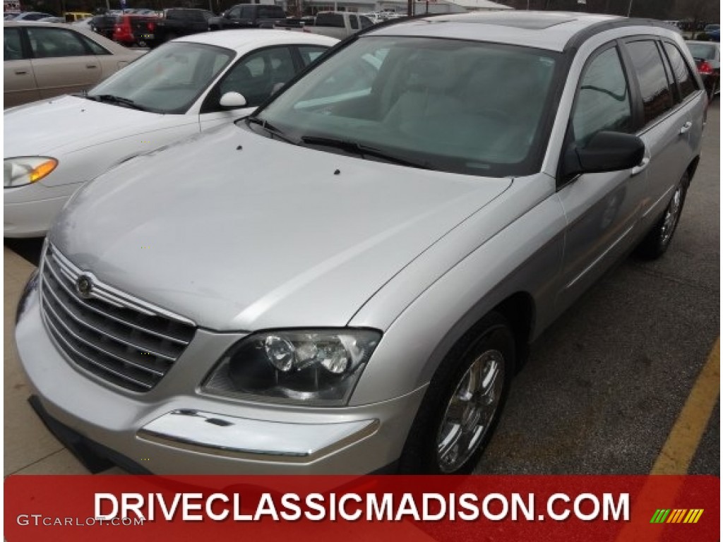 2004 Pacifica AWD - Bright Silver Metallic / Light Taupe photo #1
