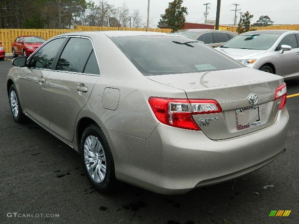 2013 Camry LE - Champagne Mica / Ivory photo #5