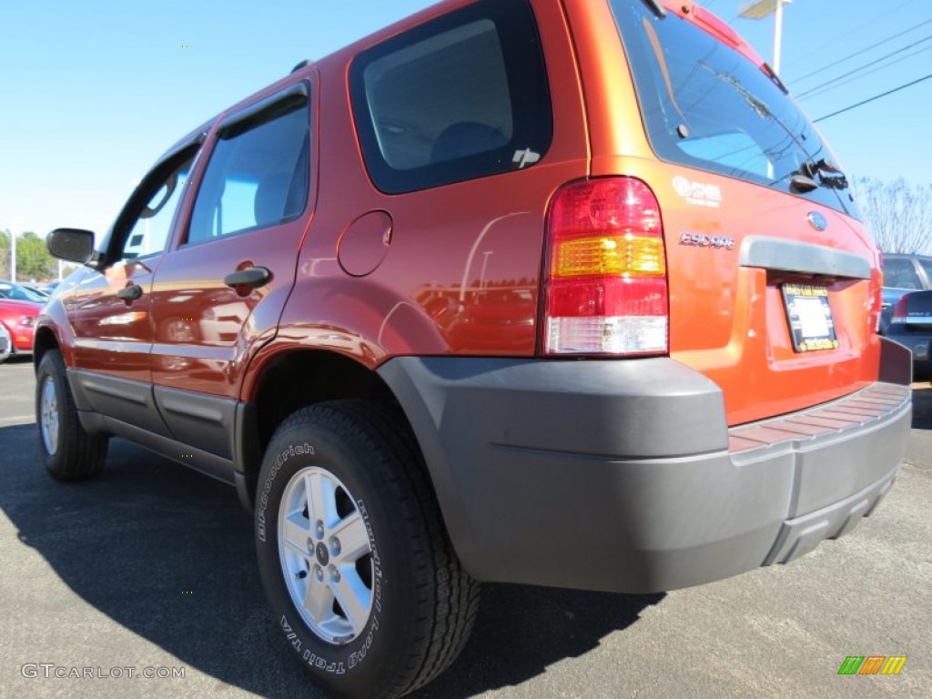 2006 Escape XLS - Blazing Copper Metallic / Medium/Dark Flint photo #2