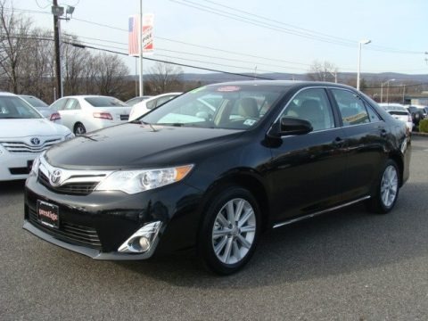 2012 Toyota Camry XLE Data, Info and Specs