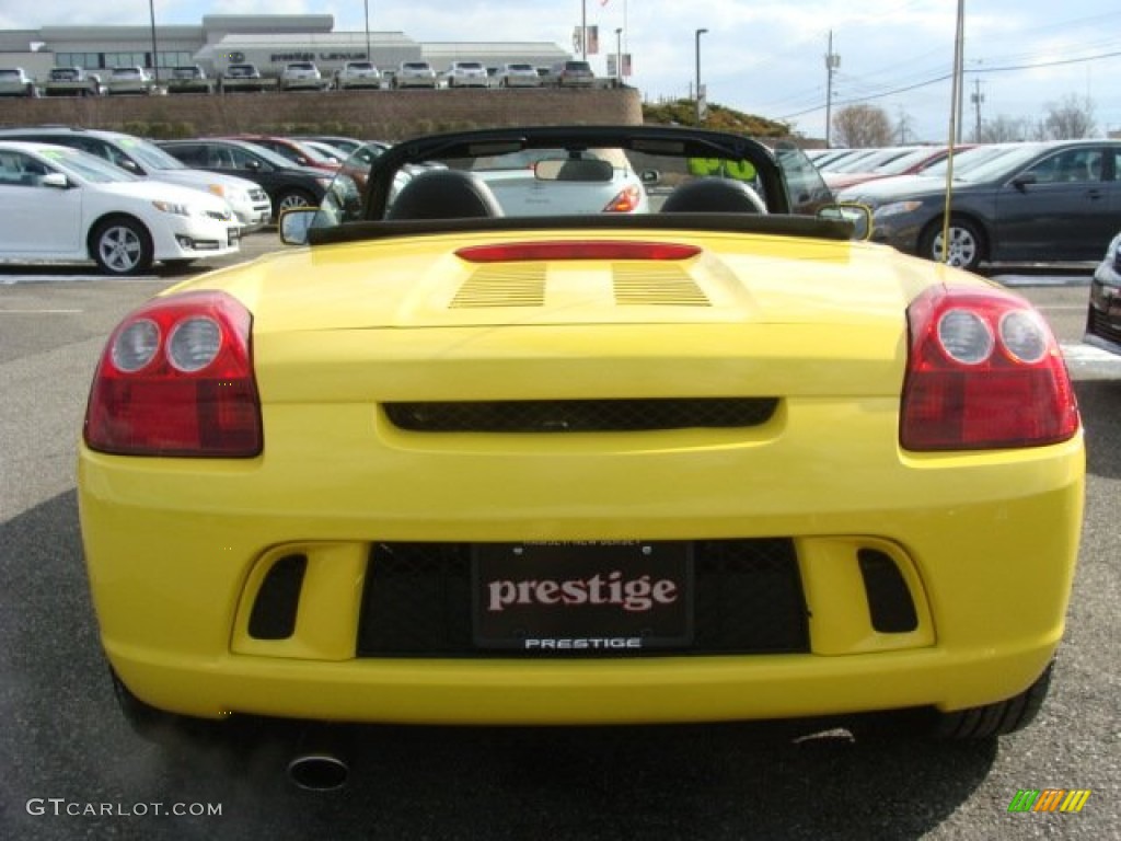 2004 MR2 Spyder Roadster - Solar Yellow / Black photo #5