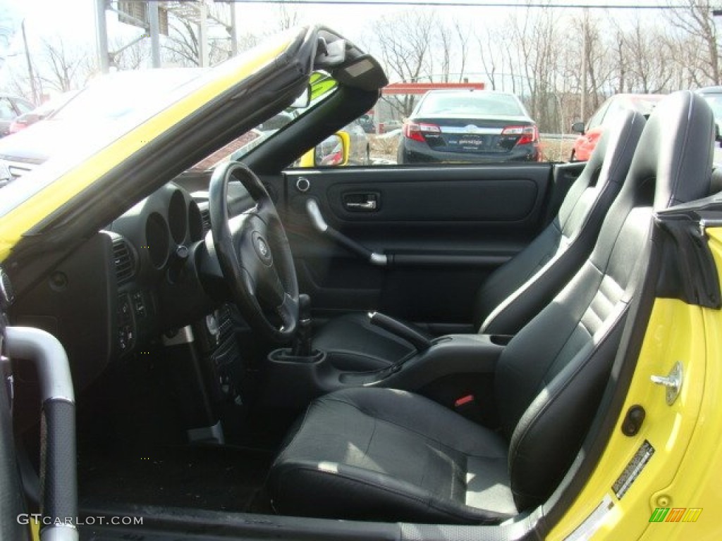 2004 MR2 Spyder Roadster - Solar Yellow / Black photo #7