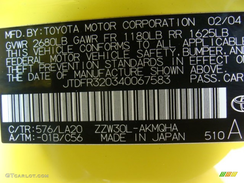 2004 MR2 Spyder Roadster - Solar Yellow / Black photo #15