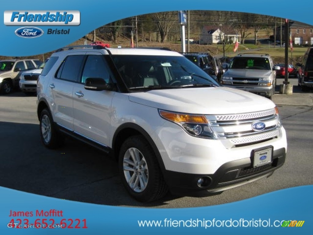 2013 Explorer XLT 4WD - White Platinum Tri-Coat / Charcoal Black photo #3