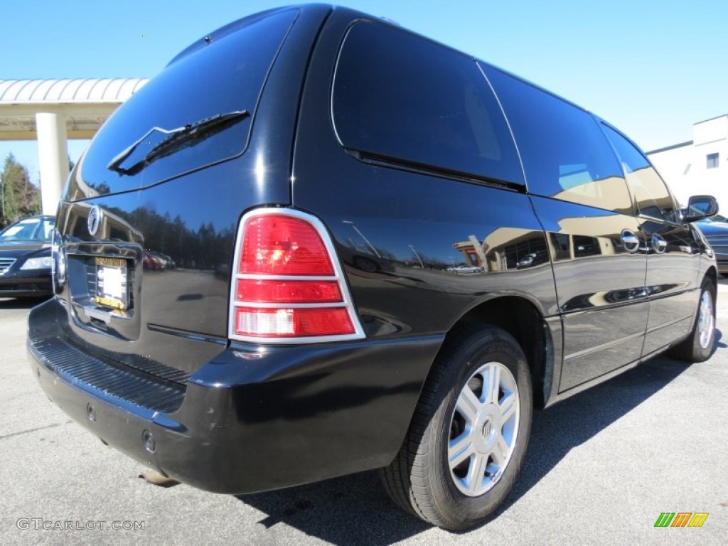 2004 Monterey Convenience - Black / Pebble photo #3