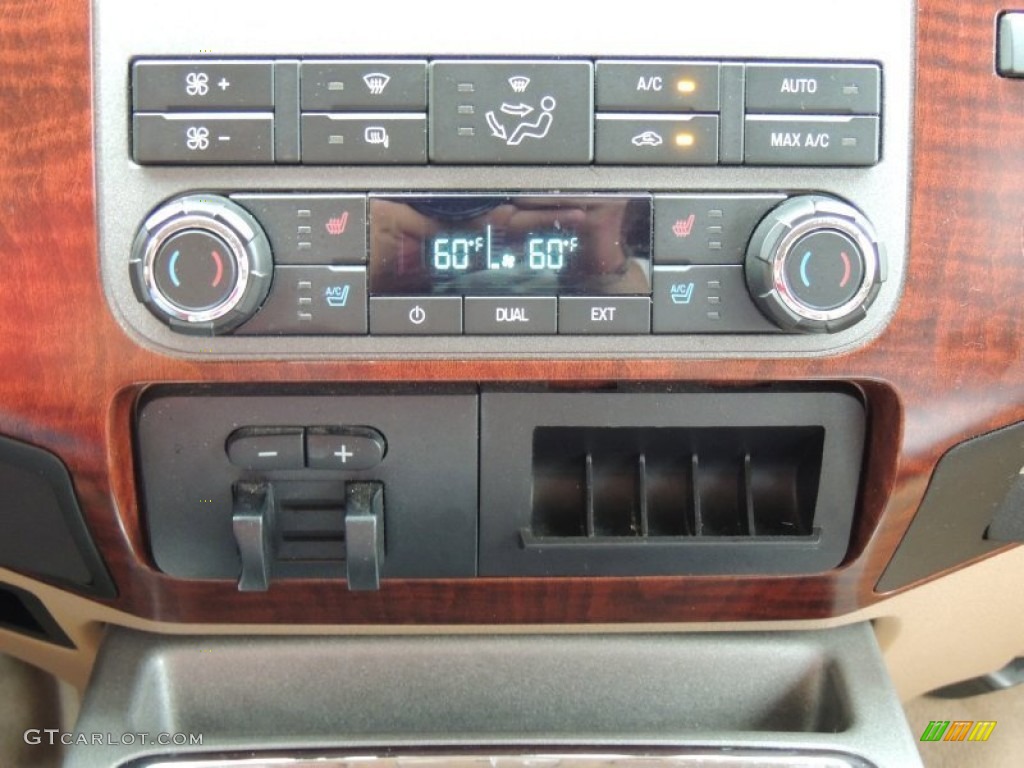 2011 Ford F250 Super Duty King Ranch Crew Cab 4x4 Controls Photo #76879616