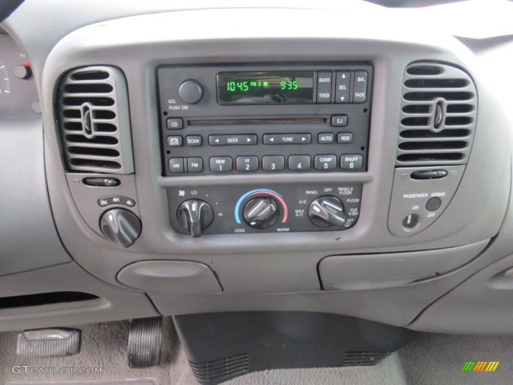 1999 Ford F150 Lariat Extended Cab 4x4 Controls Photo #76881516