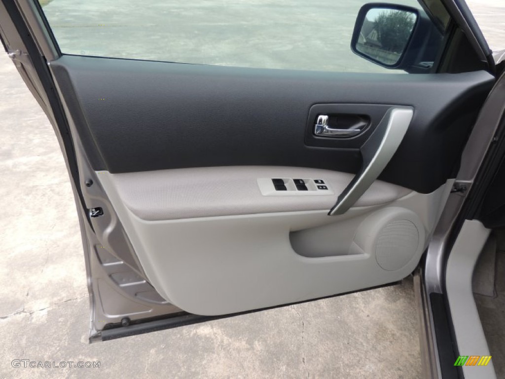 2011 Rogue SV - Platinum Graphite / Gray photo #13